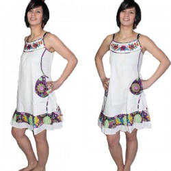 Robe en coton indien blanc