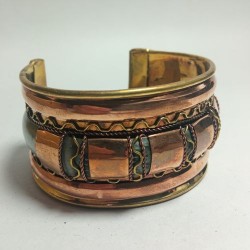 bracelet ciselé cuivre et laiton