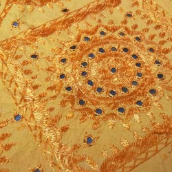 Tenture indienne broderie et miroirs