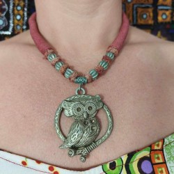 Collier Indien Pendentif Hibou - Rouge