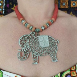 Collier Indien Pendentif Elephant - Rouge