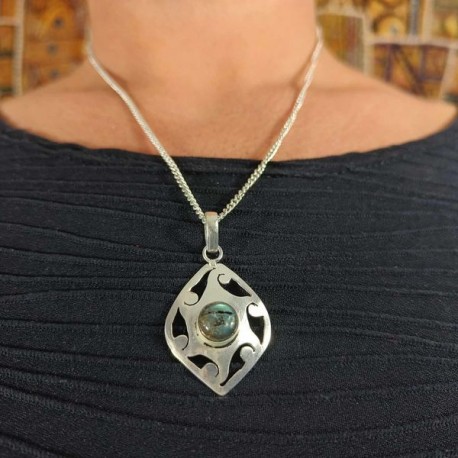 Collier Pendentif indien Argenté - Celtic Pierre