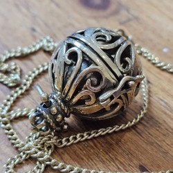 Bola de grossesse Doré Vintage avec chaîne 50 cm