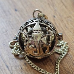 Bola de grossesse Ganesh Doré Indienne avec chaîne