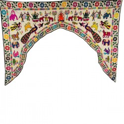 Tour de double porte indien