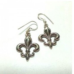 boucle oreille argenté Fleur de Lys