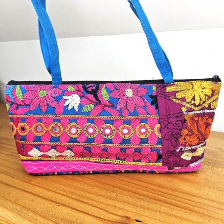 Sac indien artisanat de soirée brodé