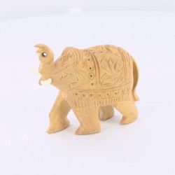 Statue indienne Eléphant en bois sculpté 6cm