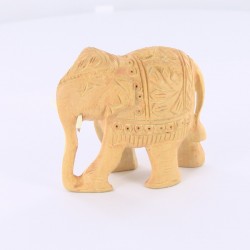 Statue éléphant en bois fabrication indienne 6cm
